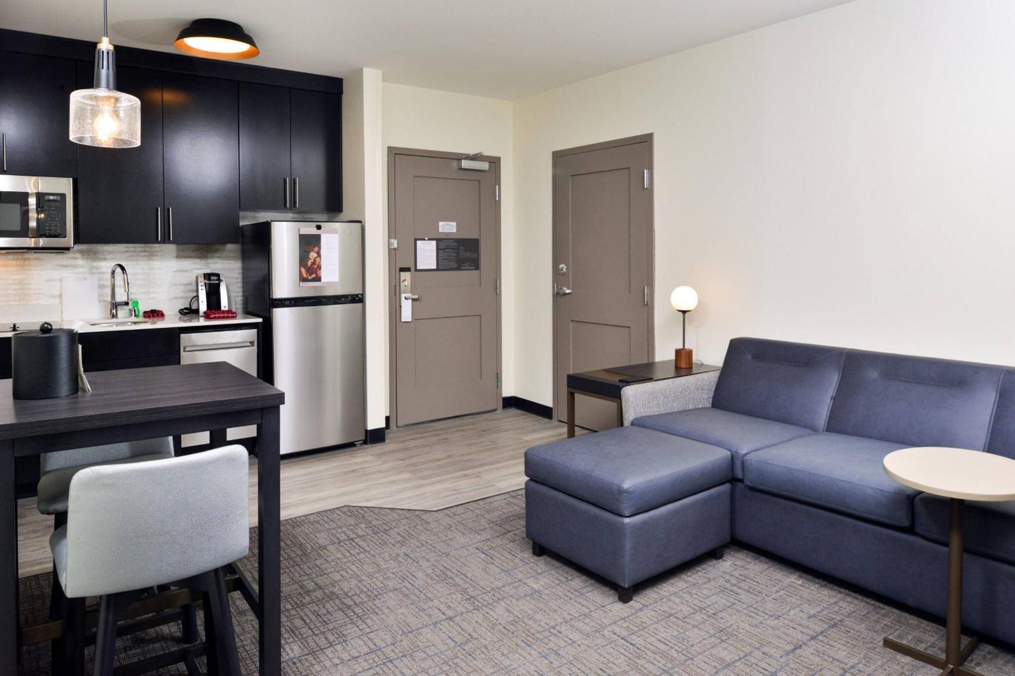 Residence Inn By Marriott Bakersfield West Экстерьер фото